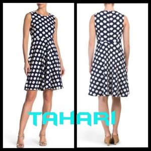 $40 SALE🌟🤩 TAHARI Polkadot Fit & Flare Dr